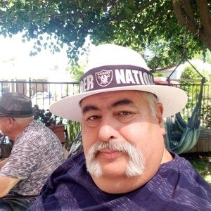 Meet your Posher, Mark